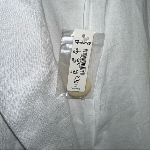 The Larsen Blazer in 100% Linen | Madewell NJ530 - Picture 6 of 6